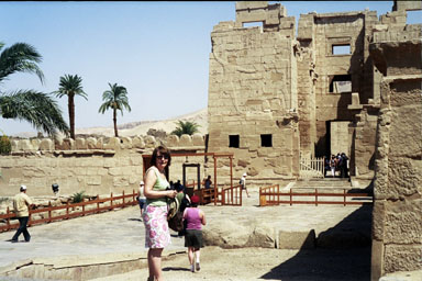 Le Migdol, entre du temple funraire de Ramss III 